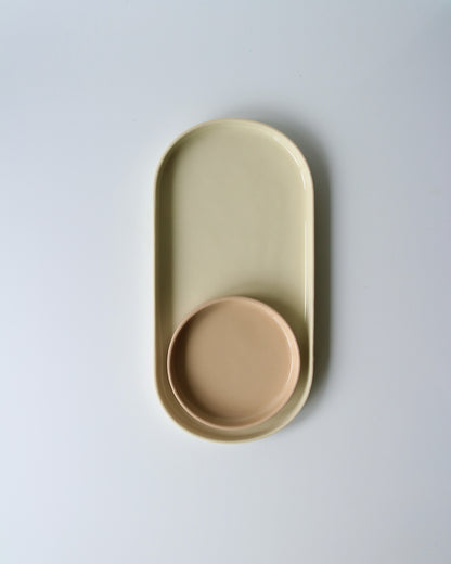 OVAL SERVING TRAY IN MILK