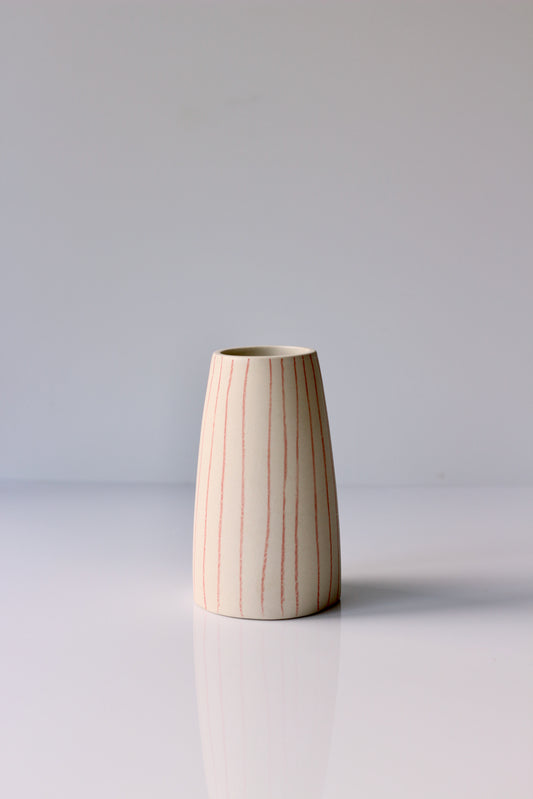 TAPERED VASE WITH RED STRIPES