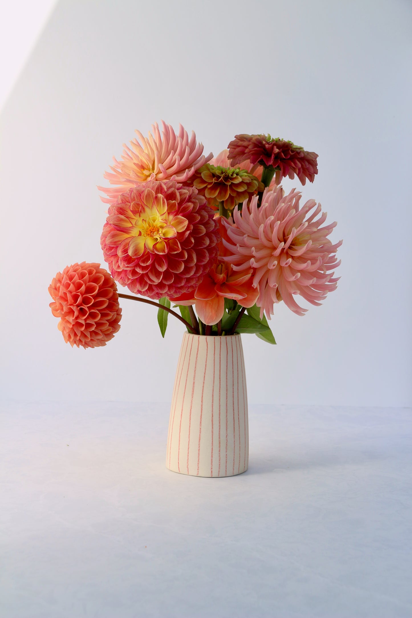 TAPERED VASE WITH RED STRIPES