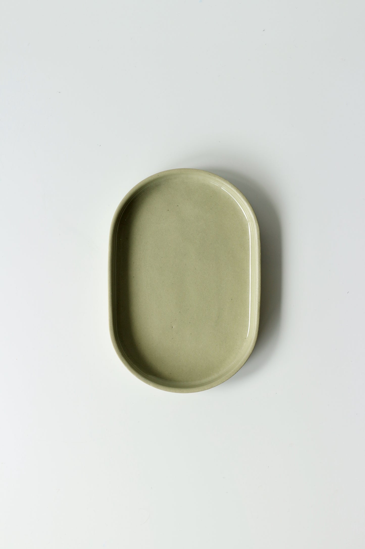 OVAL SIDE PLATE IN SAGE