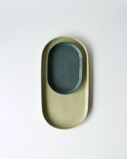 OVAL SERVING TRAY IN SAGE